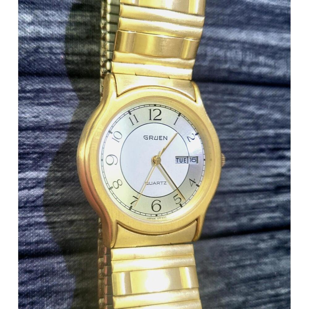 Exquisite Rare Retro Vintage Gruen Pie Pan Dial Men's‎ Watch